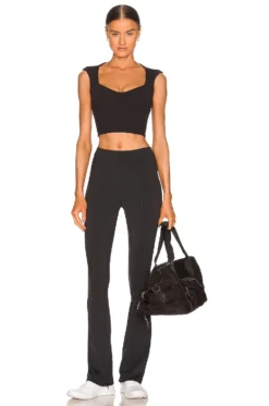 Ribbed Sweetheart Top Black -Nike Store ALOR WS132 V4