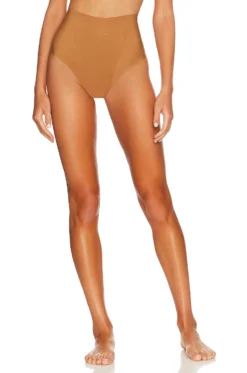 Commando Zone Smoothing Thong Caramel -Nike Store CMAN WI302 V1 1
