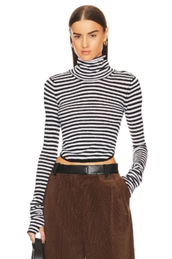 Alva Turtleneck Black & White