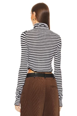 Alva Turtleneck Black & White -Nike Store HLSA WK19 V3