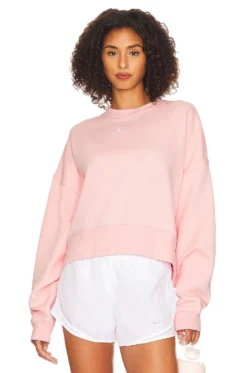 Nike Essential Crewneck Pullover Atmosphere