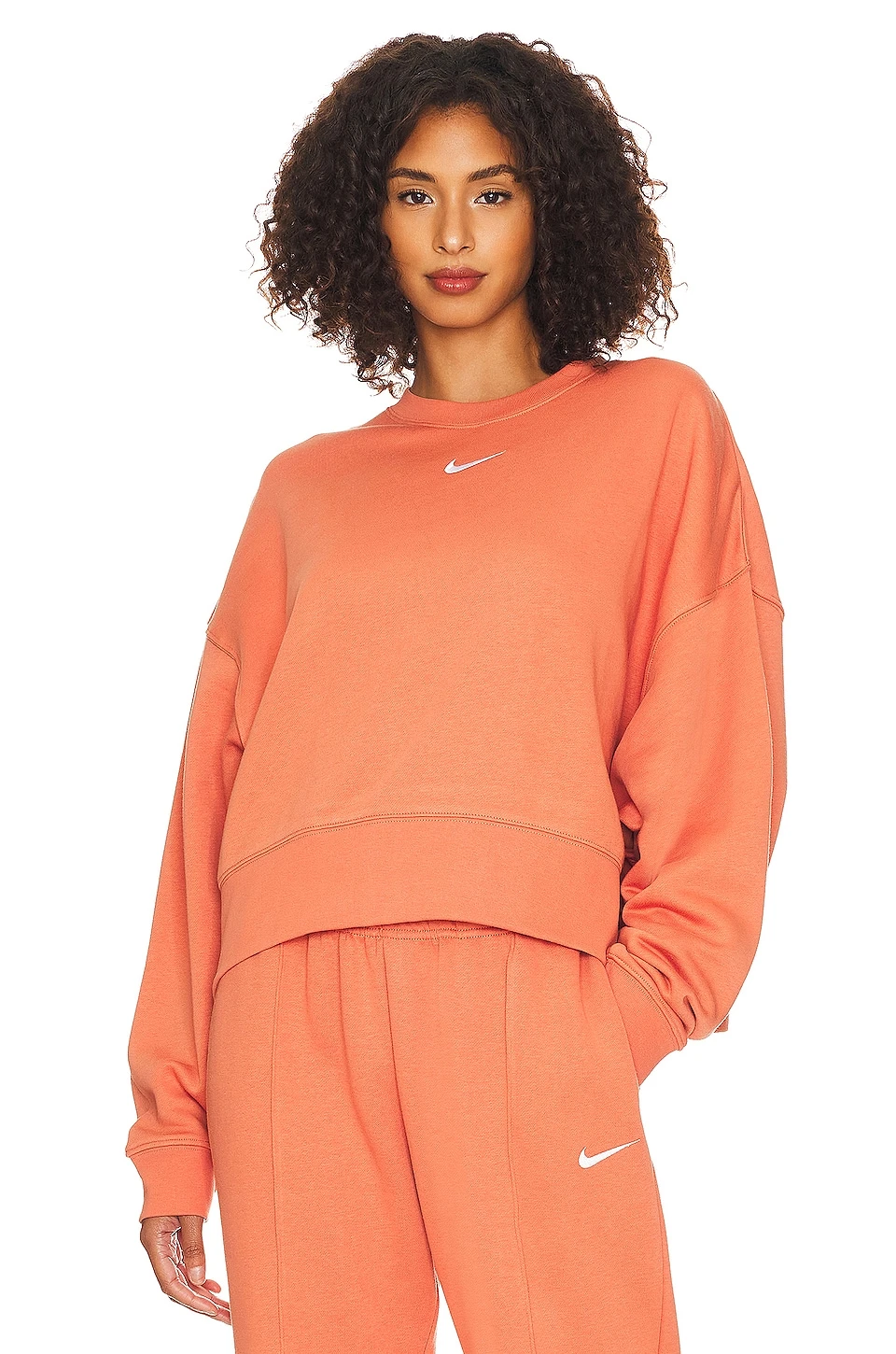 Nike Essential Crewneck Pullover Madder Root 1 Nike Essential Crewneck Pullover Madder Root