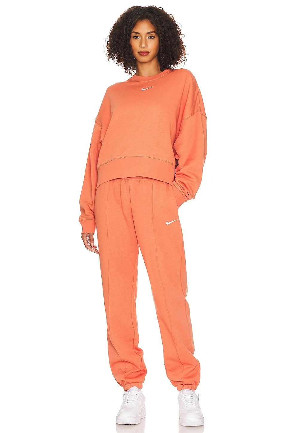 Nike Essential Crewneck Pullover Madder Root 4 Nike Essential Crewneck Pullover Madder Root - Image 4