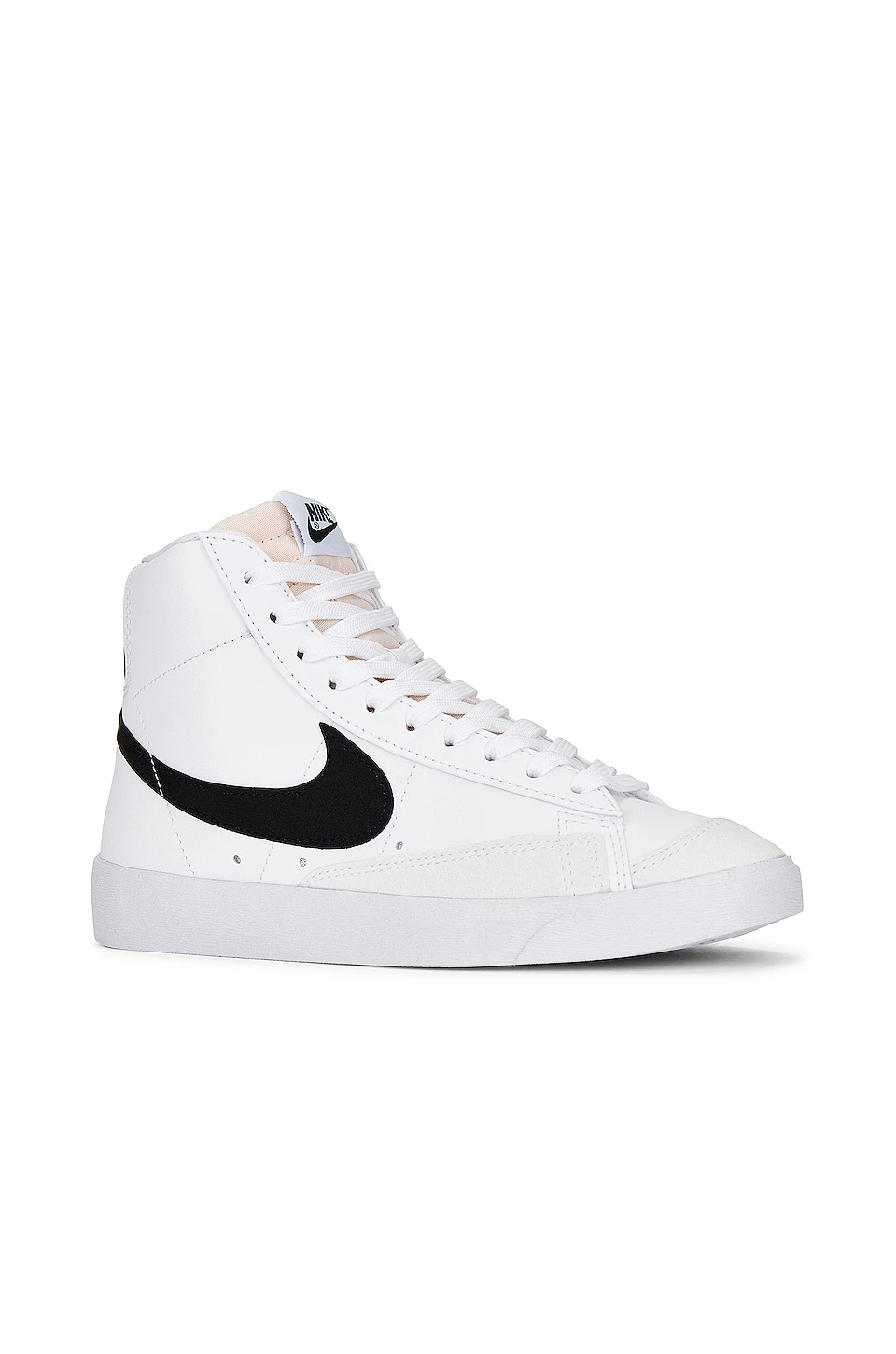 Nike Blazer Mid '77 Next Nature Sneaker White & Black 2 Nike Blazer Mid '77 Next Nature Sneaker White & Black - Image 2
