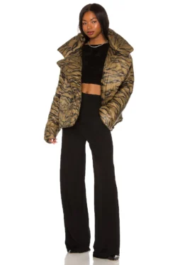Norma Kamali Sleeping Bag Short Coat Brown Tiger -Nike Store NKAM WO121 V5