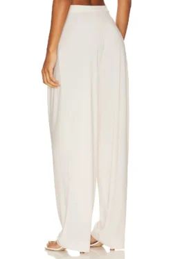 Norma Kamali PANTALON À PINCES Bone -Nike Store NKAM WP165 V3