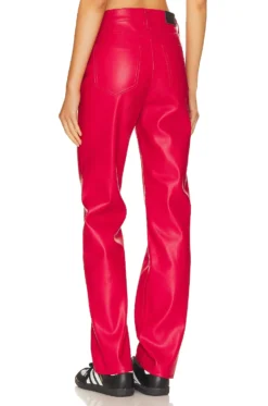 Cassie Super High Rise Straight Garnet -Nike Store PSTL WP53 V3