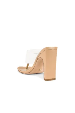 Ria Heel Nude -Nike Store RAYE WZ2053 V3