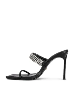 Hana Heel Black -Nike Store RAYE WZ2225 V5