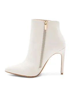 Congo Boot White -Nike Store RAYE WZ656 V5