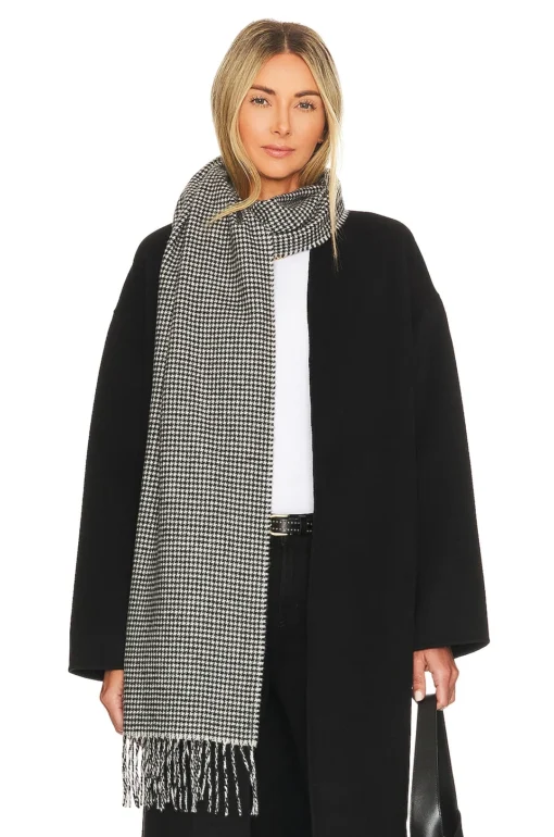 Rag & Bone RB Heritage Recycled Wool Scarf Black & White -Nike Store RGBR WA203 V1