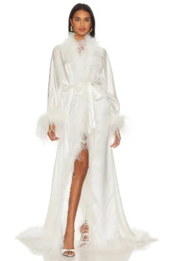 Juno Robe White -Nike Store ROFR WI2 V1 1