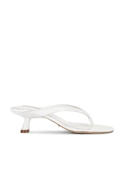X REVOLVE Krista Sandal White -Nike Store TONR WZ637 V1 1